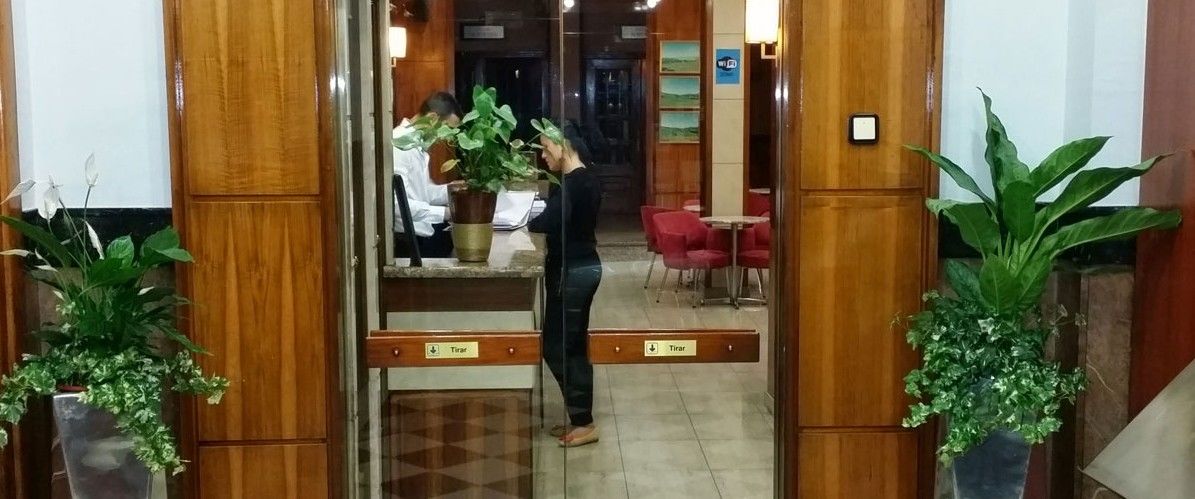 Hotel Madrid Bierzo Ponferrada Bagian luar foto