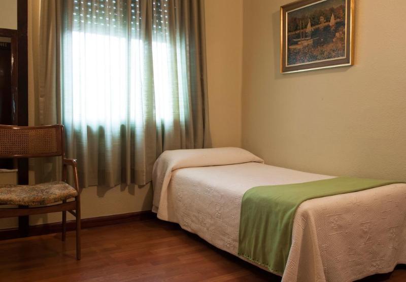 Hotel Madrid Bierzo Ponferrada Bagian luar foto