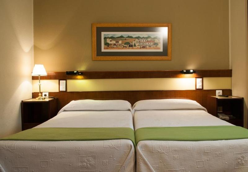 Hotel Madrid Bierzo Ponferrada Bagian luar foto