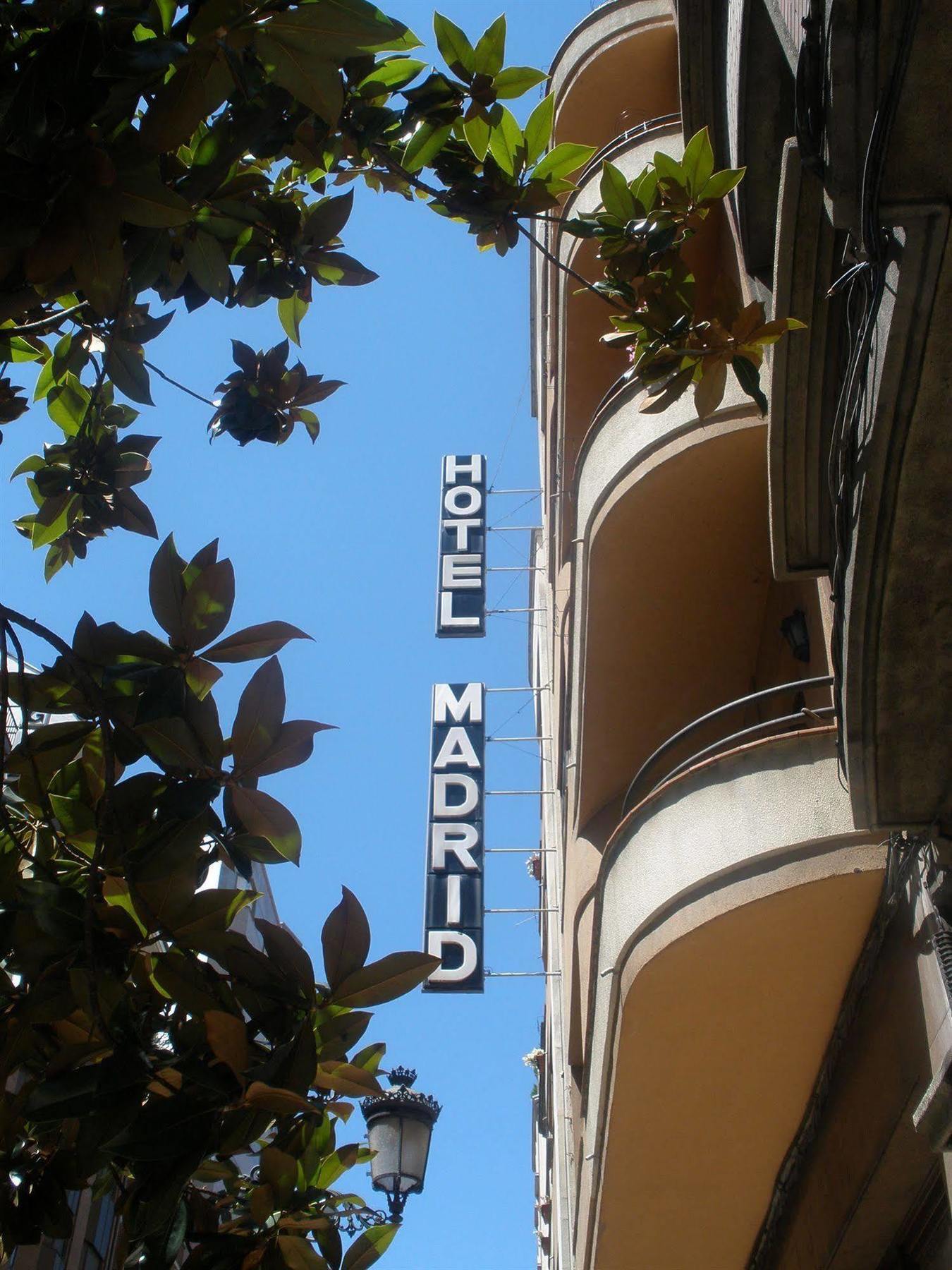 Hotel Madrid Bierzo Ponferrada Bagian luar foto