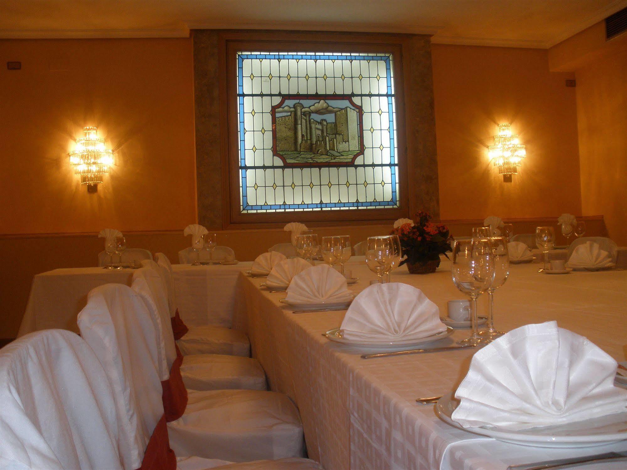 Hotel Madrid Bierzo Ponferrada Bagian luar foto